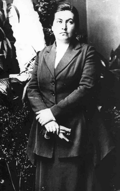 Retrato de Gabriela Mistral en México, 1922.