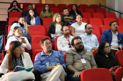 Reunión en Casa de la Cultura.